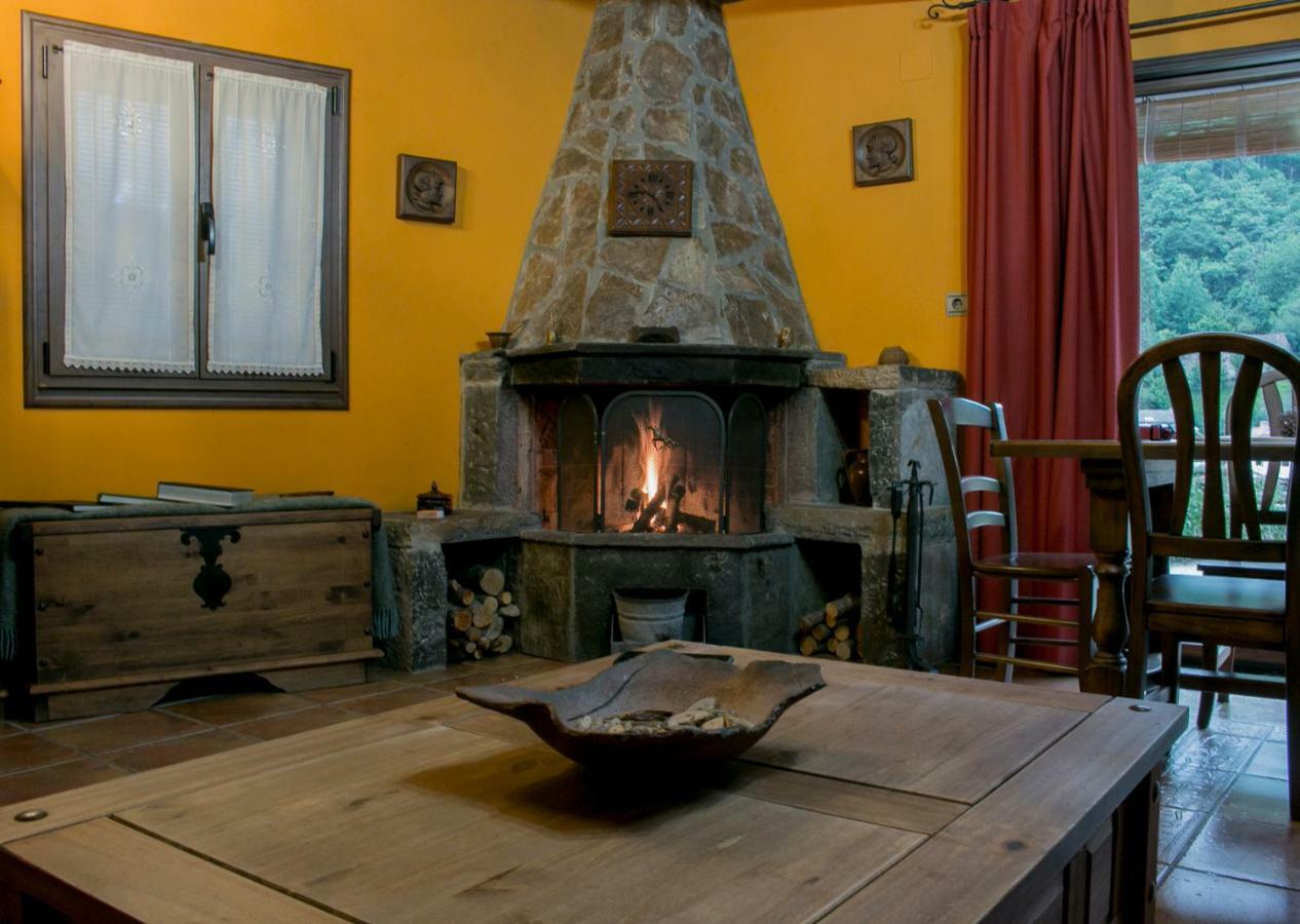 Llar De Cosme Guest House Caso ภายนอก รูปภาพ
